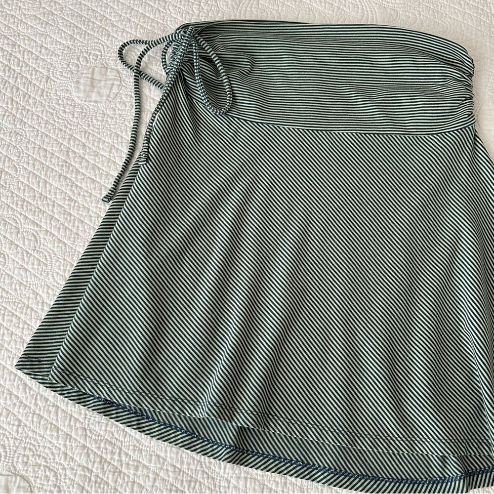 Patagonia Women’s Lithia Convertible Skirt Top Green Striped Medium - Picture 4 of 9